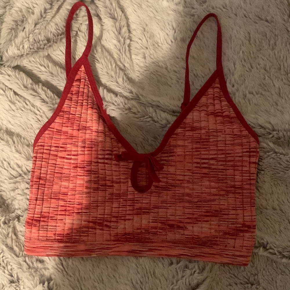 A light red crop top to gym